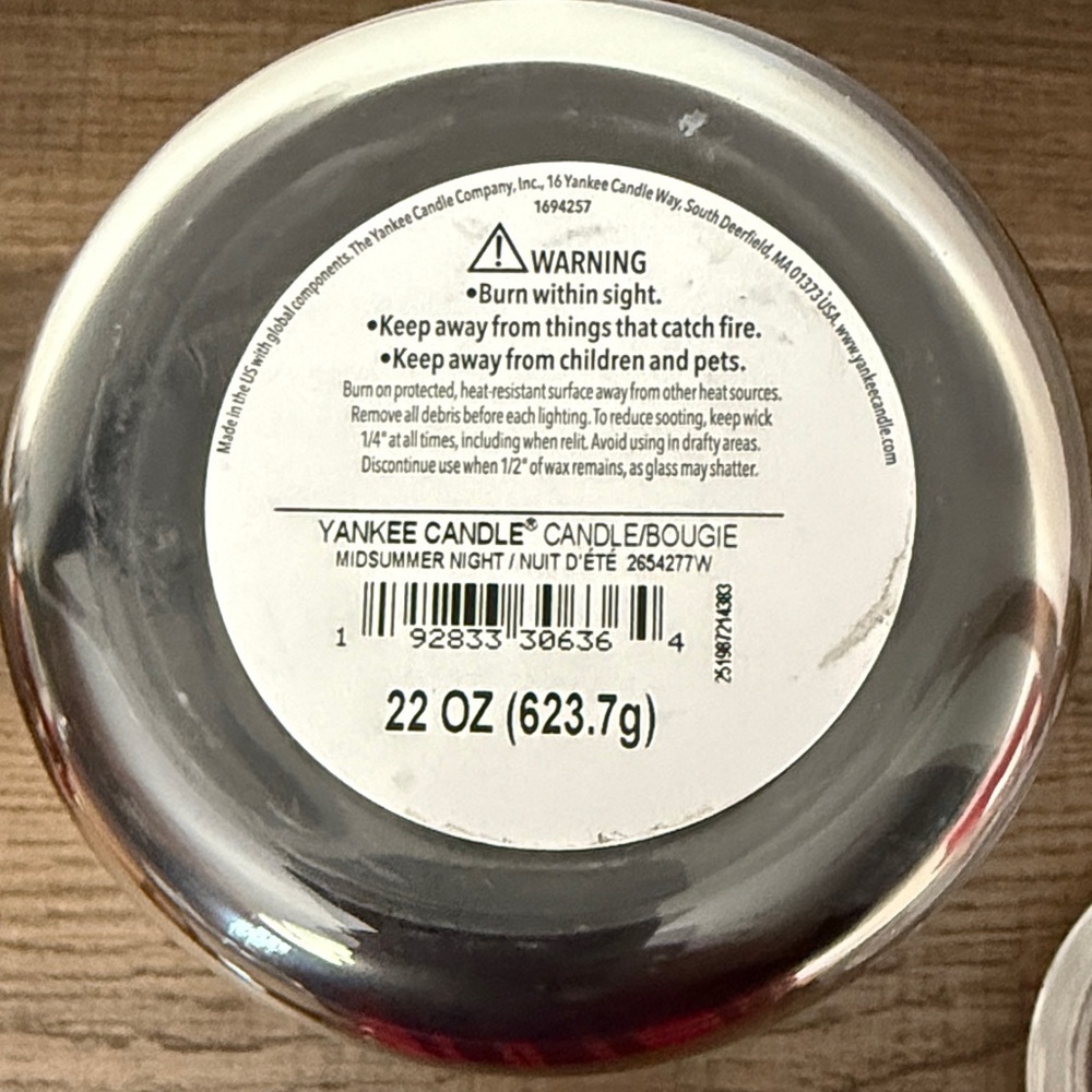 Yankee Candle Midsummer's Night Midnight Black Jar - Picture 3 of 3